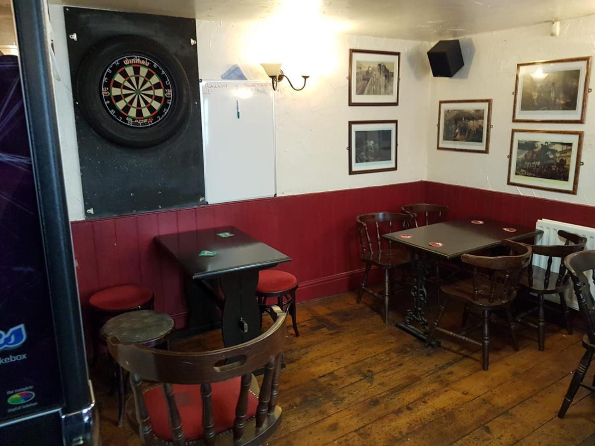 The Railway Inn 2*